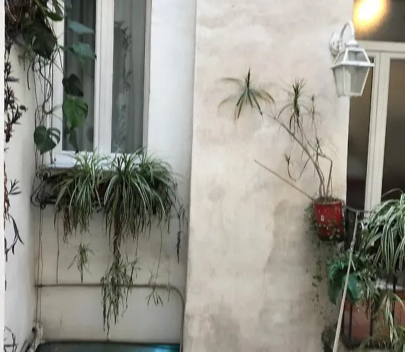 Piazza Farnese Apartmán *